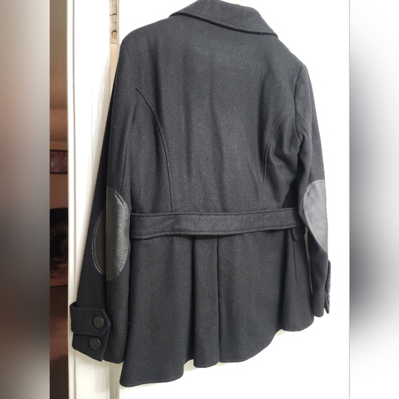 Equestrian Style Coat - Picture 2 of 7